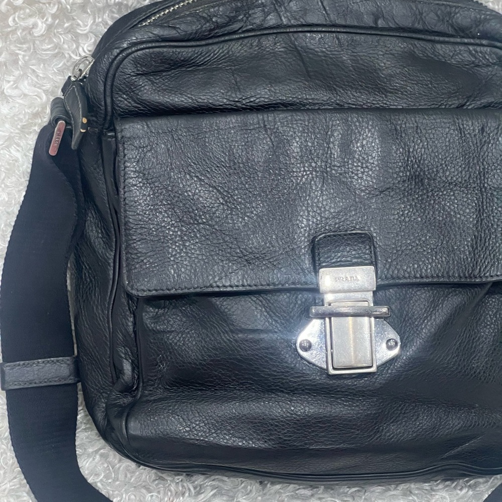 Prada Vitello Daino crossbody bag - Picture 2 of 16